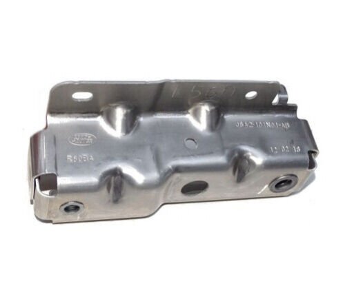 LR116371 - ÖN ÇAMURLUK ALT BRAKETİ SOL (VELAR ) - Land Rover