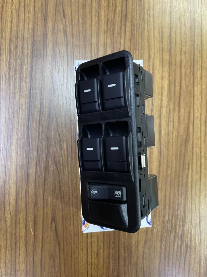 YUD501570PVJR - CAM DÜĞME PANELİ ÖN SOL 7A (2.7/RRS/DİSC.S3) - Hmpx