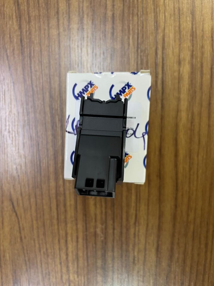 LR013904 - ÖN/ARKA CAM DÜĞMESİ (2.2/3.0) - Hmpx