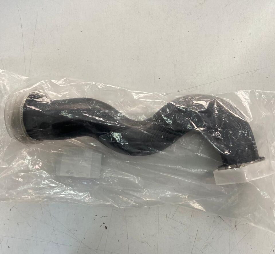 LR062463 - SHUT OF VALF GİRİŞ HORTUMU SOL (3.0L DZL/VOGUE/SPORT) - Land Rover