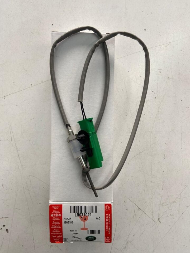 LR071021 - EGZOST SICAKLIK SENSÖR (4.4 V8/VOGUE) - Land Rover