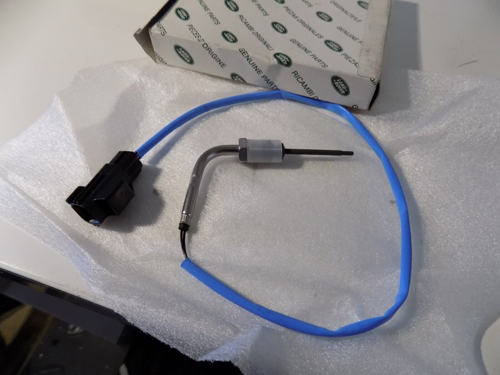 LR071391 - EGZOST GAZ SENSÖRÜ (DISCO/4) - Land Rover