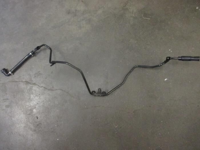 LR054148 - YAĞ BORUSU (3.0L V6) - Land Rover