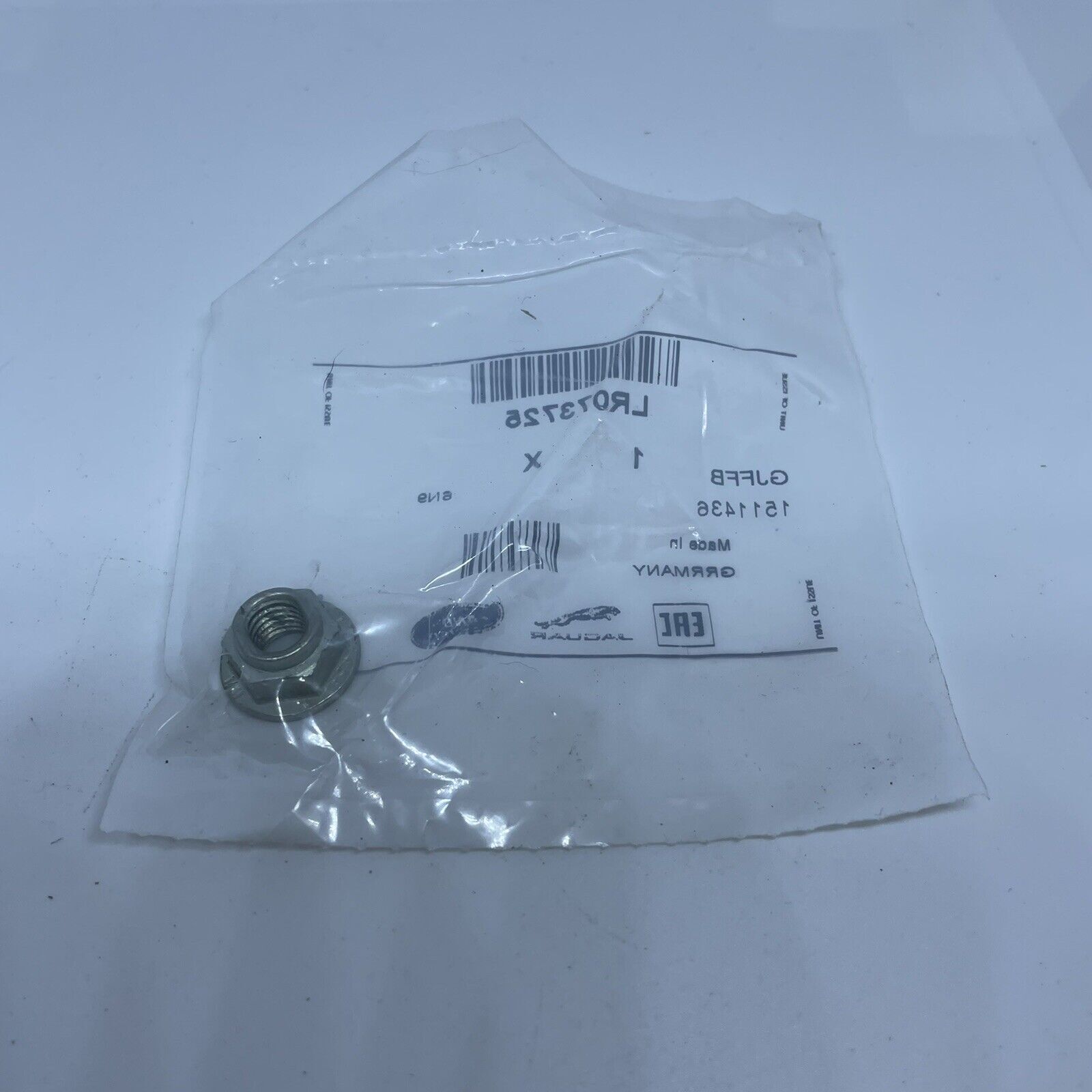 LR073725 - TURBO SOMUNU M8 2.0 DZL. (EVOQUE/DİSC.SPORT/VELAR) - Land Rover