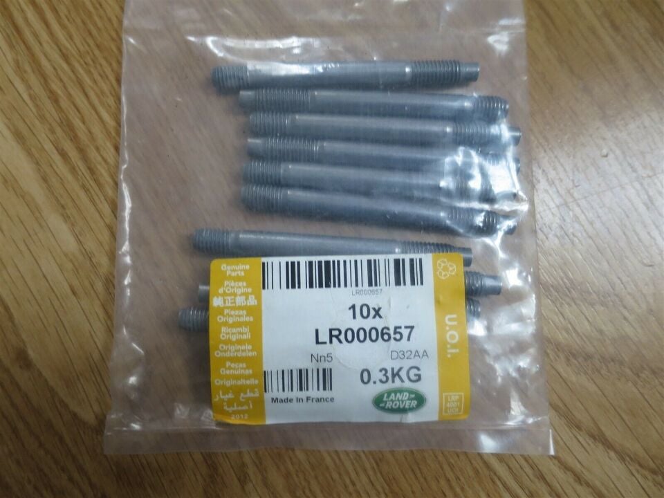 LR000657 - EGZOST MANİFOLD SAPLAMASI (2.2) - Land Rover