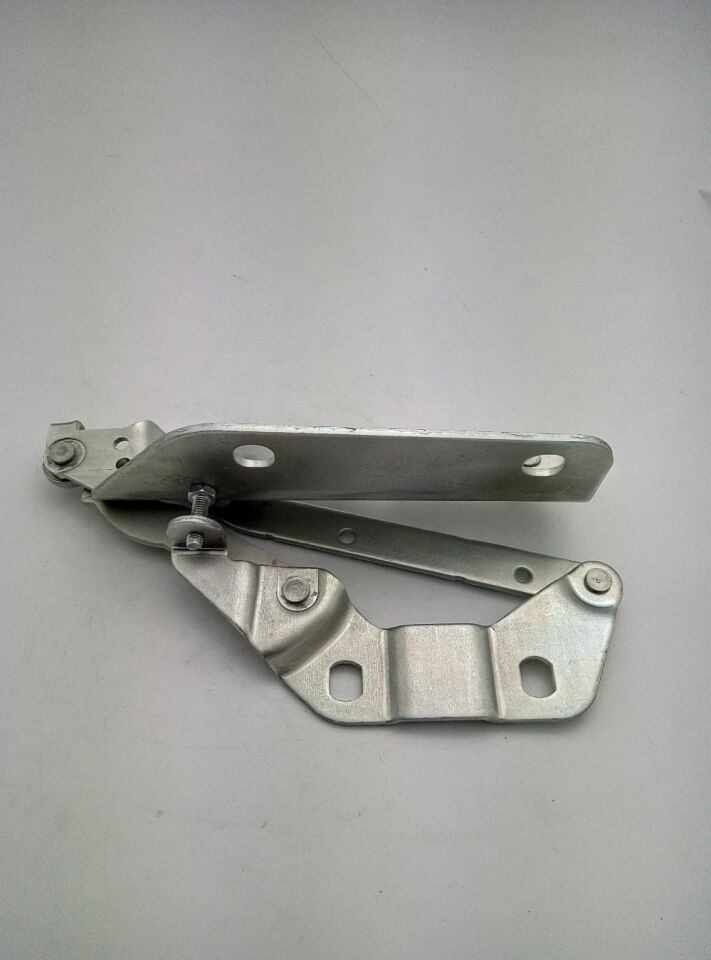 LR001562 - KAPUT MENTEŞE SAĞ (2.2/EVOQUE) - Land Rover