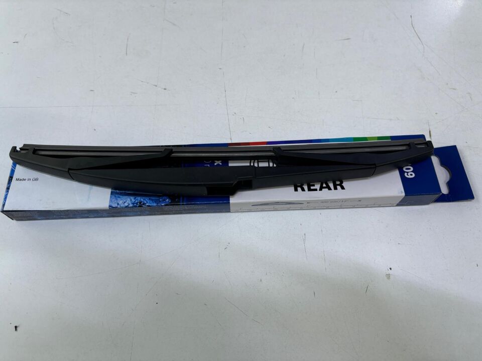 LR064430G - ARKA SİLECEK (DİSCOVERY SPORT) - Bosch