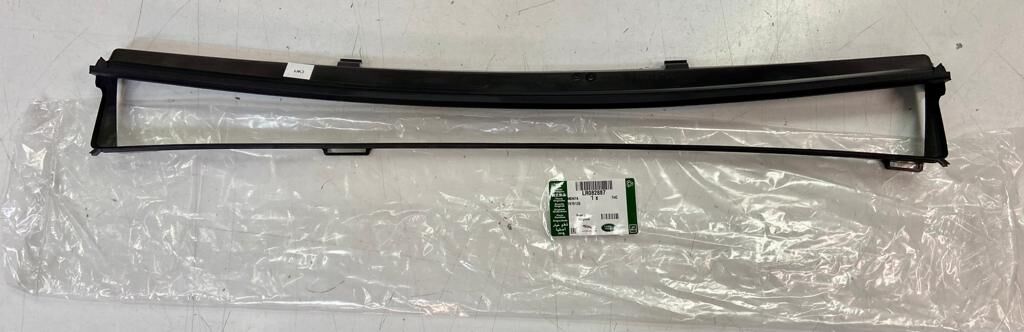 LR082887 - DEFLEKTÖR ALT (DİSC/5) - Land Rover