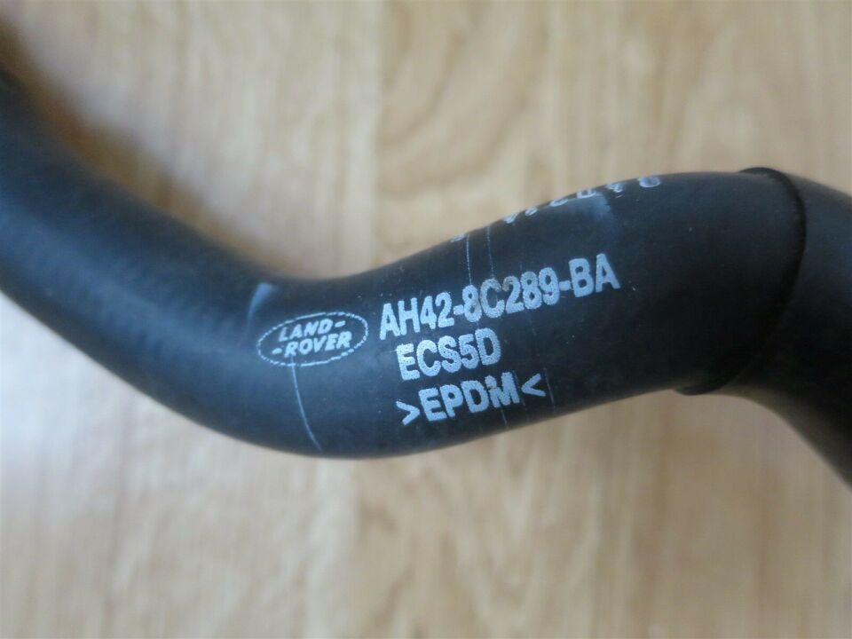 LR014712 - KALORİFER HORTUMU (3.6 /RR-2 VOGUE) - Land Rover