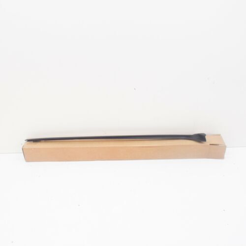 LR061136 - ÖN CAM ÇITASI SOL (DİSC.SPORT) - Land Rover