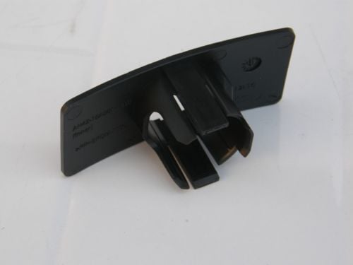 LR015238 - ÖN PARK SENSÖR YUVA İÇ (3.0/3.6) - Land Rover