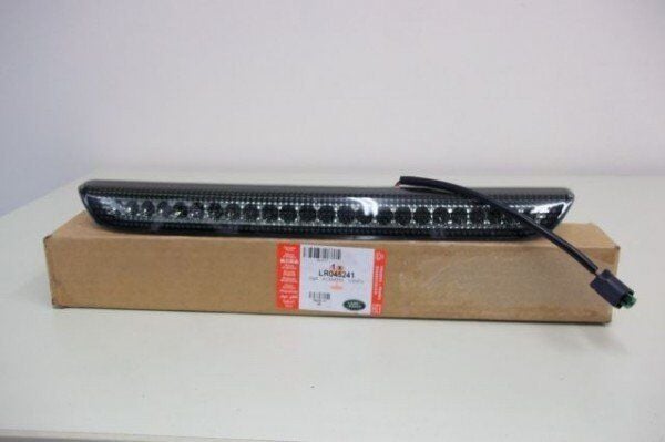 LR045241 - ARKA BAGAJ STOBU (3.0L V6/SPORT) - Land Rover