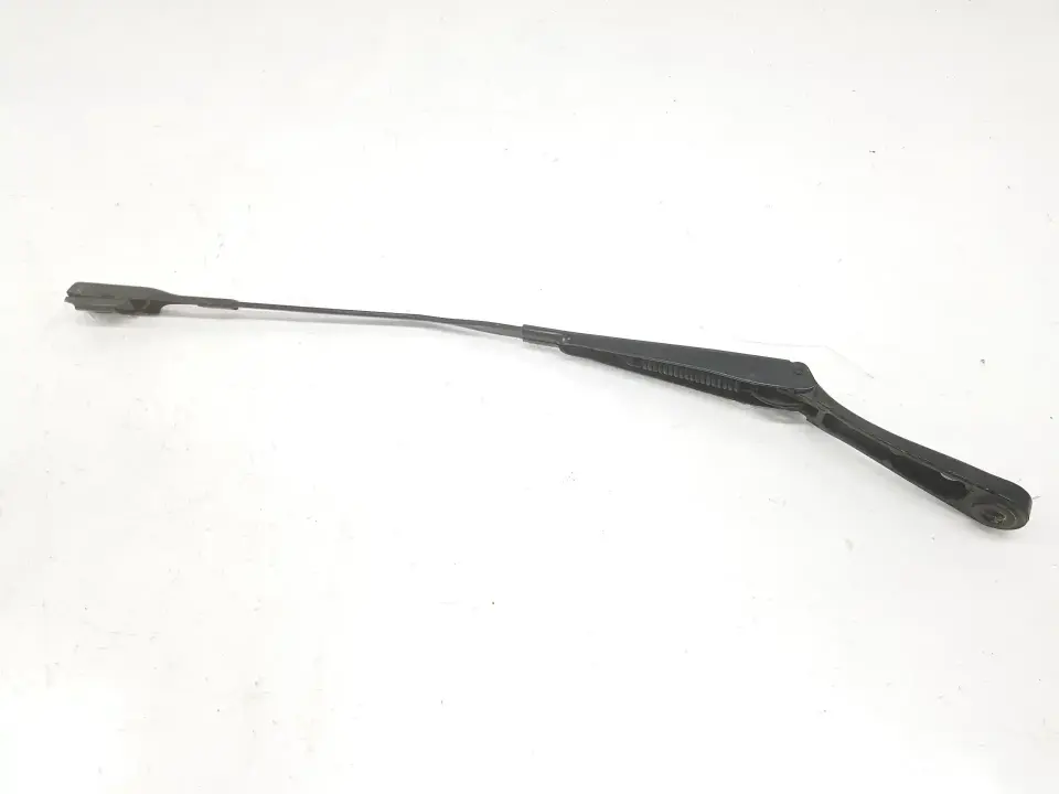 LR114643 - ÖN SİLECEK KOLU SOL SÜRÜCÜ (NEW EVOQUE 19>) - Land Rover
