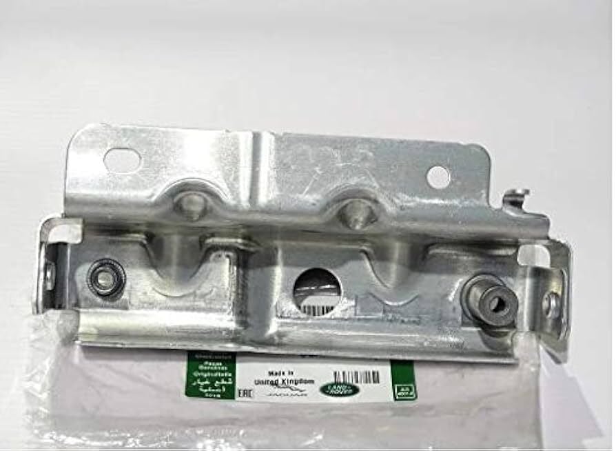 LR116370 - ÖN ÇAMURLUK ALT BRAKETİ SAĞ (VELAR ) - Land Rover
