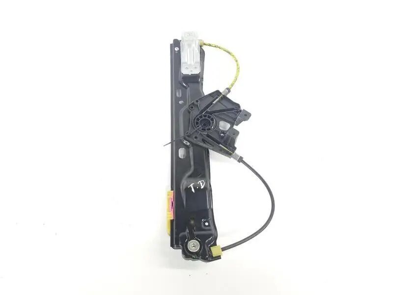 LR026717 - ARKA CAM KRİKO SAĞ (EVOQUE) - Land Rover