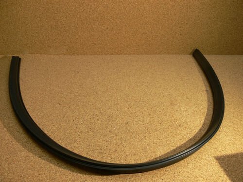 LR018823 - KAPUT LASTİĞİ ARKA (3.6/VOGUE) - Land Rover