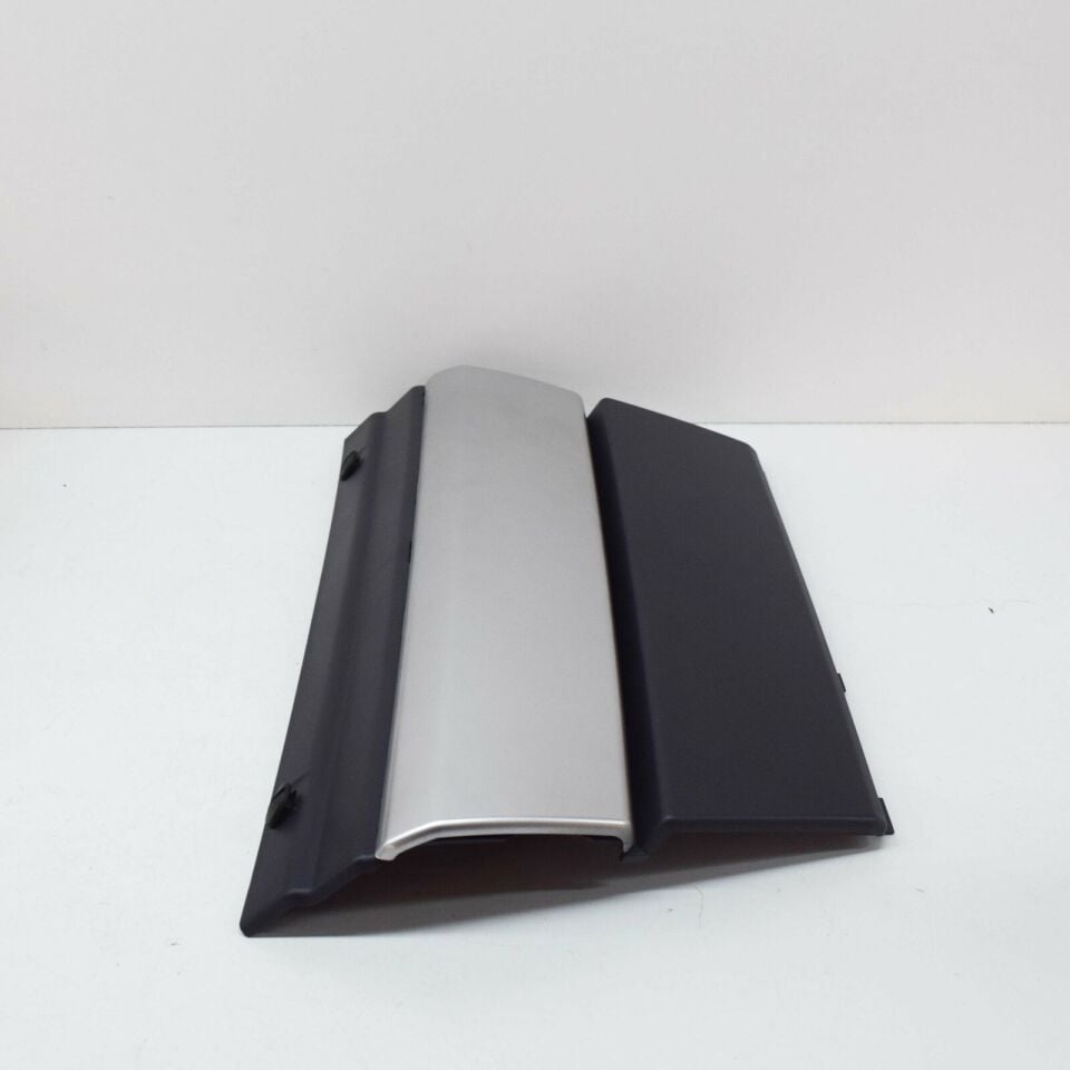 LR019170 - ARKA ÇEKİ DEMİR KAPAĞI AUTOBİOGRAPHY  (3.0/SPORT) - Land Rover