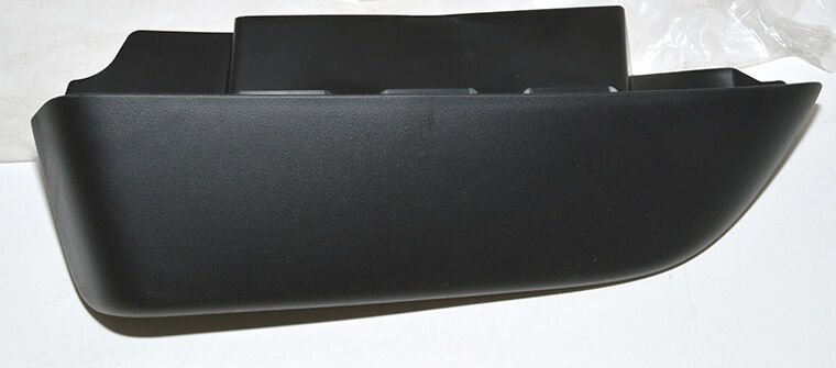 LR020486 - ÖN TAMPON SPOİLER SOL (3.6/VOGUE) - Land Rover