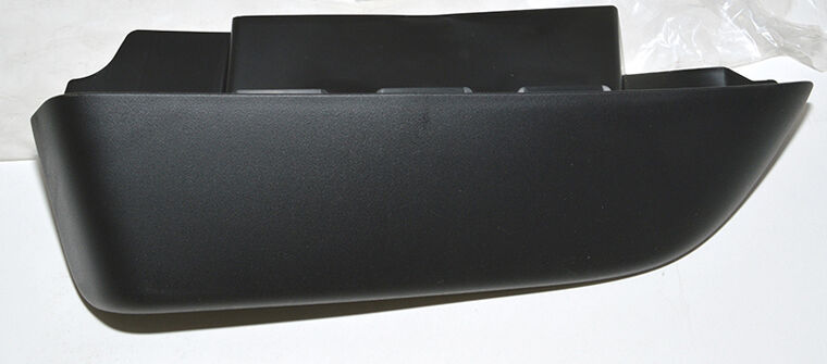 LR020486 - ÖN TAMPON SPOİLER SOL (3.6/VOGUE) - Land Rover