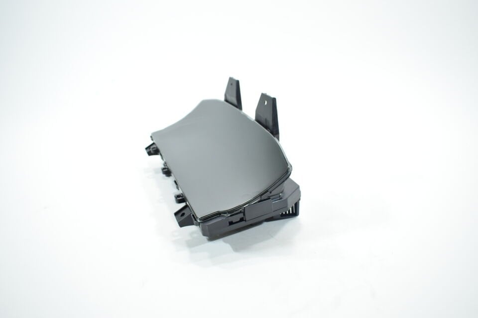 LR090570 - GÖSTERGE PANELİ HAYALET (SPORT) - Land Rover