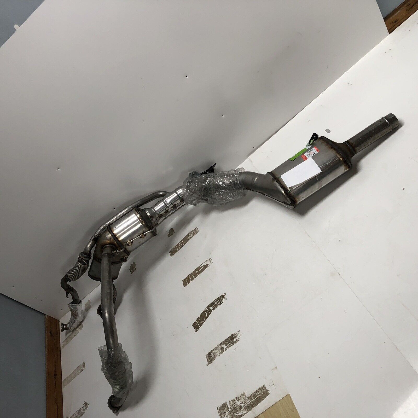 LR108123 - PARTEKÜL FİLTRE (3.0L VOGUE) - Land Rover