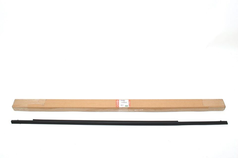 CGE000860 - ÖN KAPI ÜST ÇITA SAĞ(2.7/3.0) - Land Rover