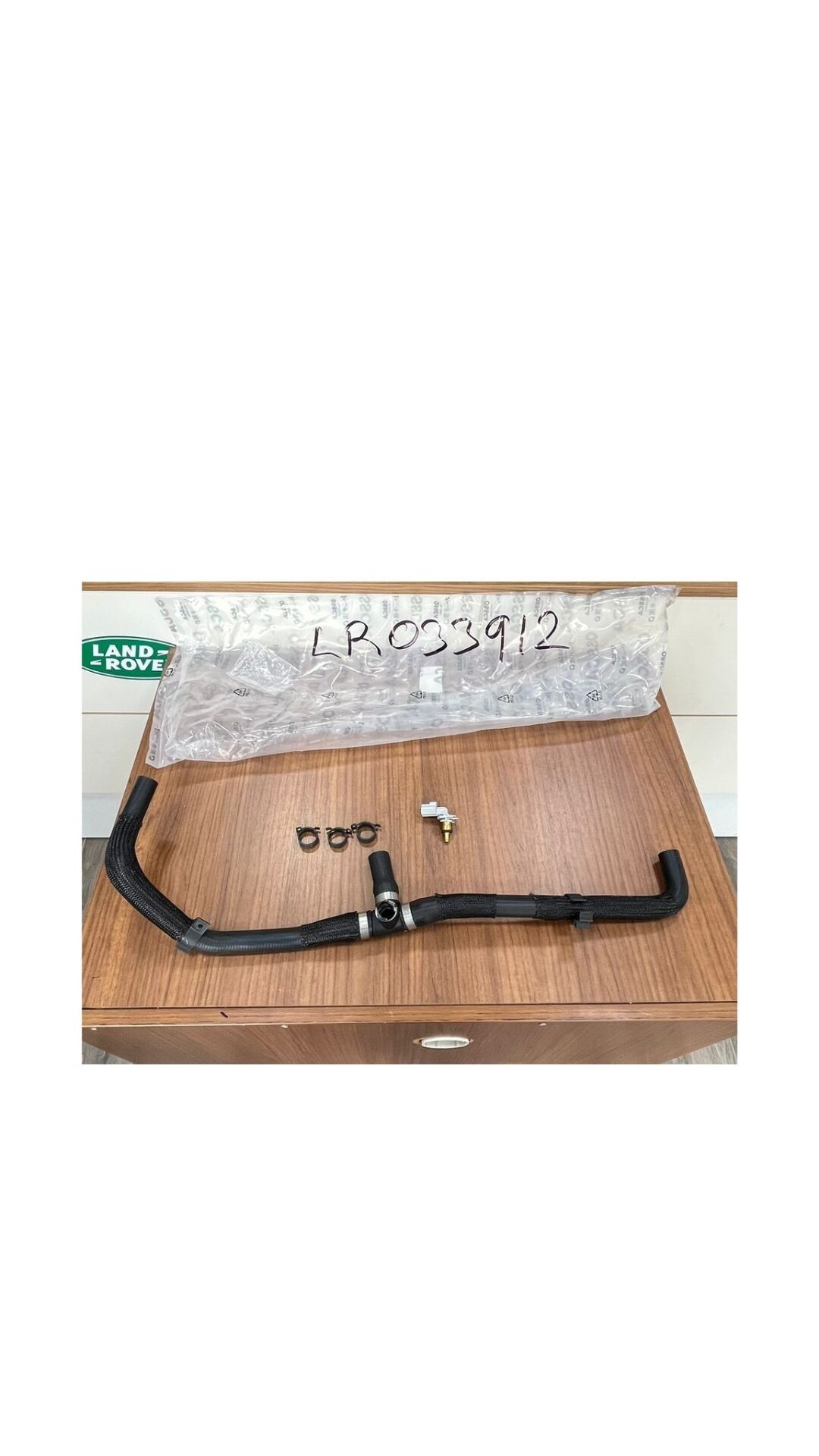 LR033912G - EGR SOĞUTUCU HORTUMU 3.0L V6 (DİSC.S4/SPORT) - OSSCA