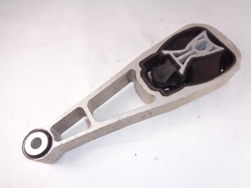 LR114069 - ÜST MOTOR TAKOZU (NEW EVOQUE/DİSCO-SPORT) - Land Rover