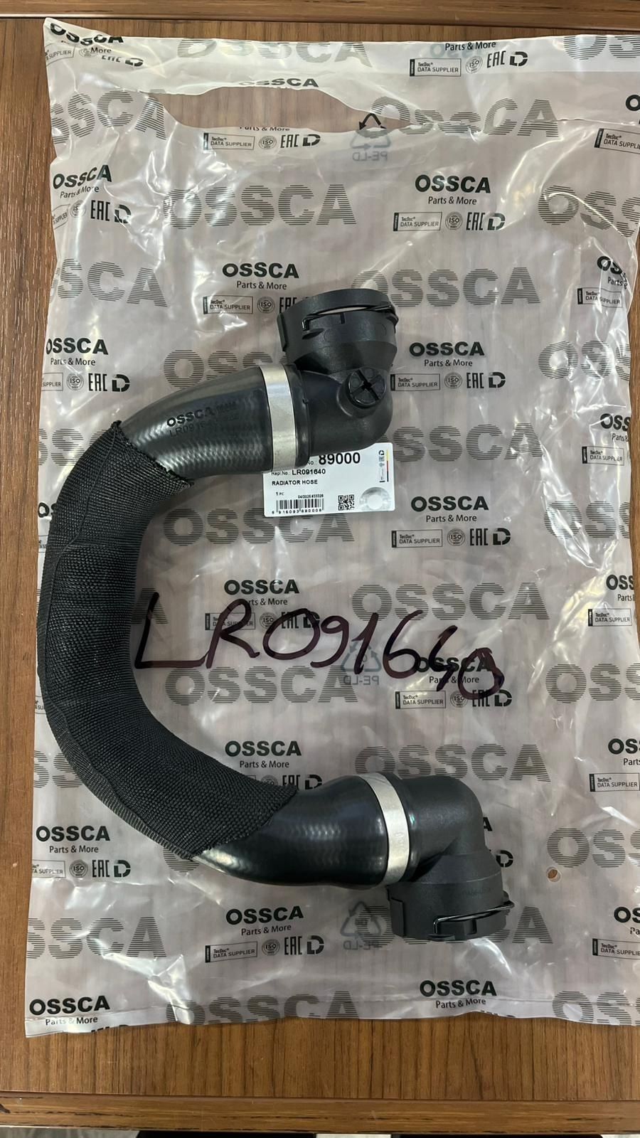 LR091640G - RADYATÖR ÜST HORTUMU 2.0 DZL. (VELAR) - OSSCA