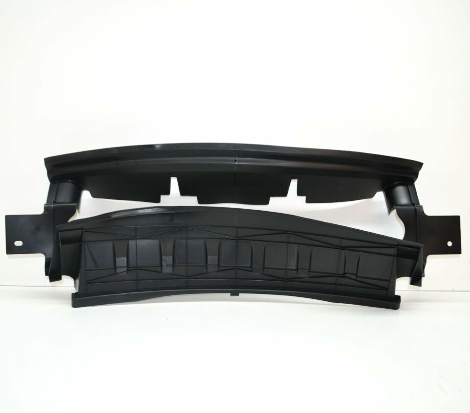 LR033415 - ÖN DEFLEKTÖR ALT (3.0L V6) - Land Rover