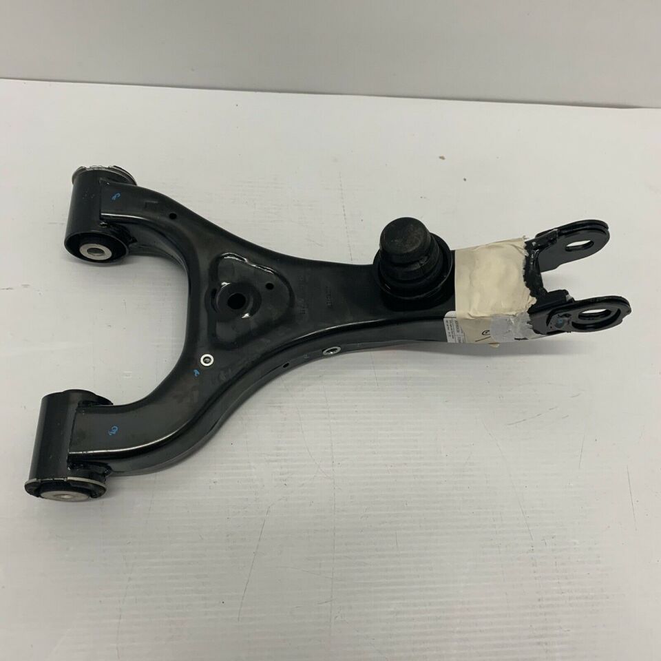 LR023712 - ARKA SALINCAK ÜST SOL 3.6(VOGUE) - Land Rover