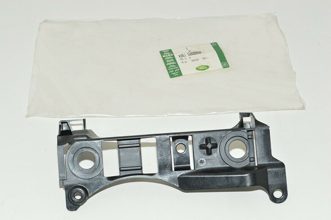 XBU500070 - ÖN FAR İÇ BRAKETİ SOL (2.7) - Land Rover