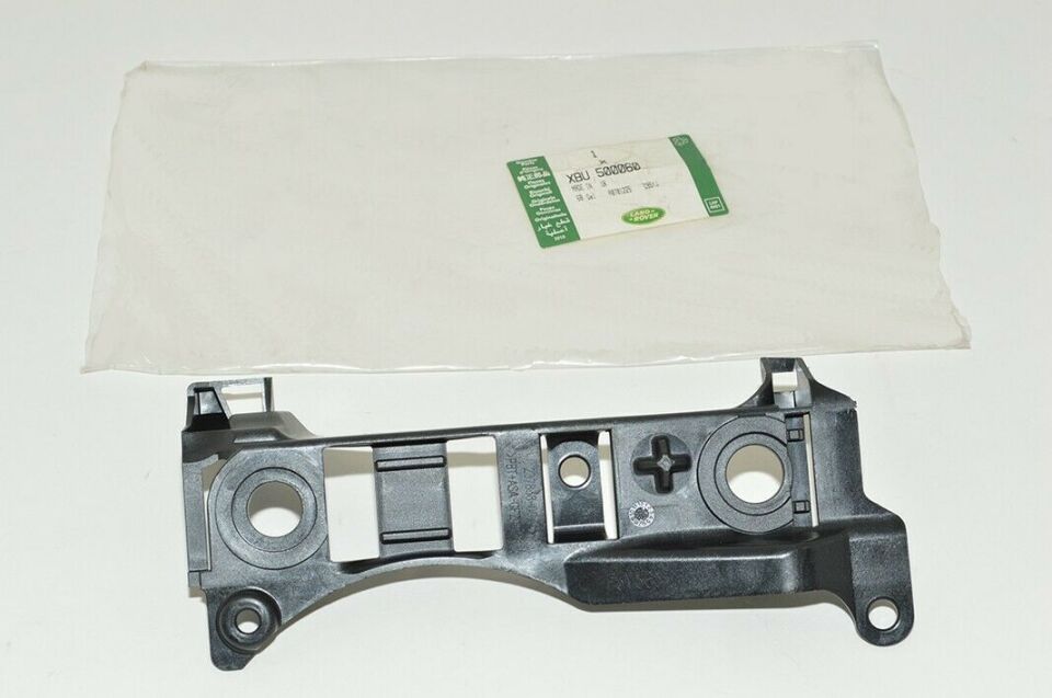 XBU500070 - ÖN FAR İÇ BRAKETİ SOL (2.7) - Land Rover