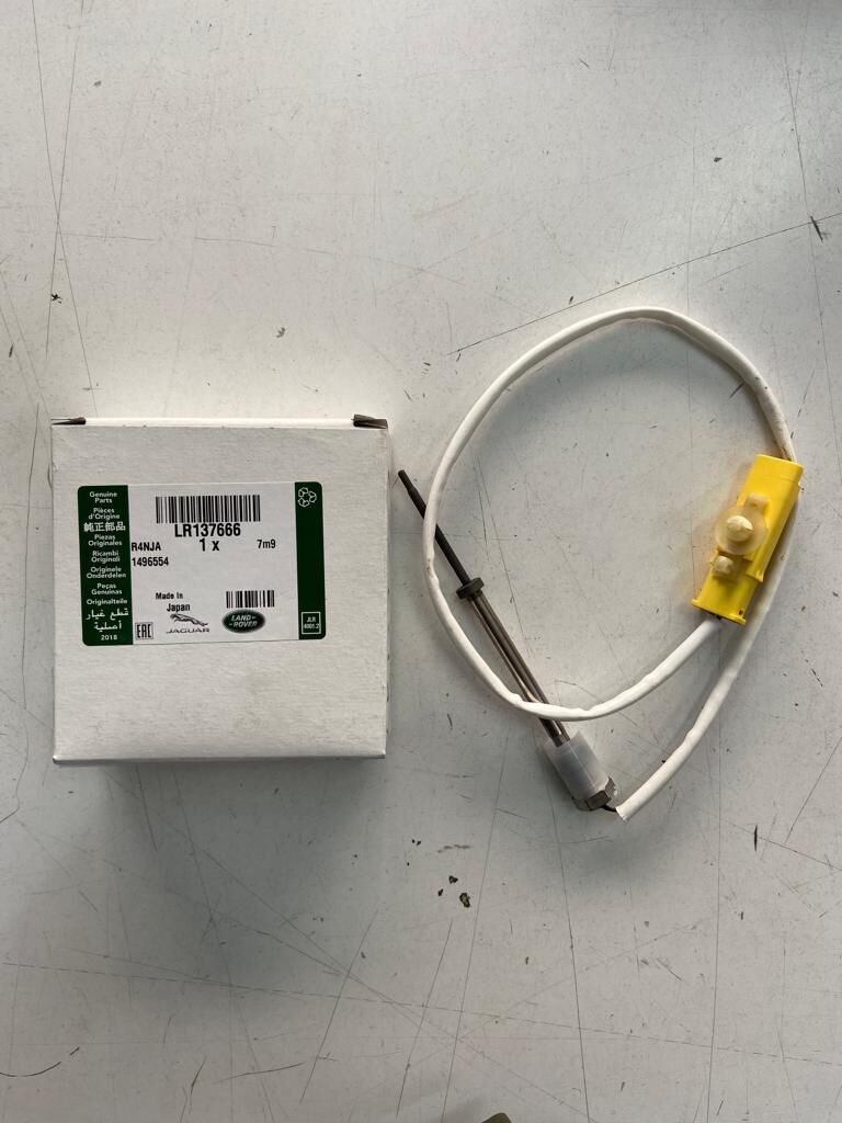 LR137666 - EGZOST ISI SENSÖRÜ ÜST (NEW/DEF) - Land Rover
