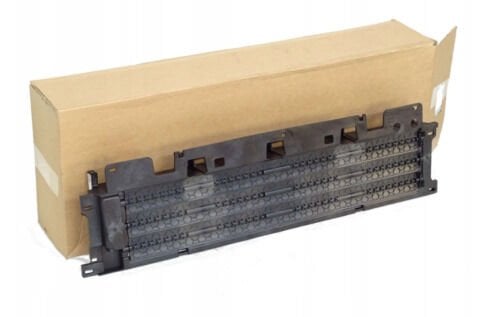 LR142974 - RADYATÖR HAVA DEFLEKTÖR (2.0L Hİ PHEV/VELAR) - Land Rover