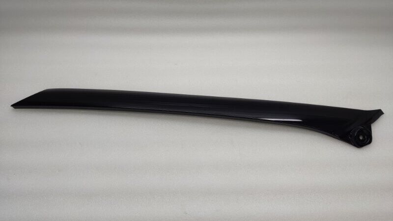 LR114442 - ÖN DİREK BAKALİTİ SAĞ (NEW EVOQUE 19>) - Land Rover