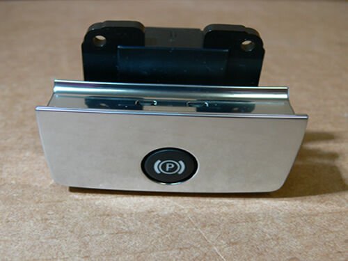 LR030335 - EL FREN DÜĞMESİ (3.0/SPORT) - Land Rover