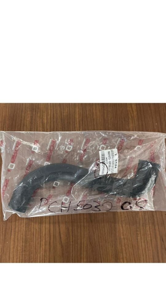 PCH503200R - RADYATÖR ÜST HORTUMU (3.6/VOGUE) - Gros