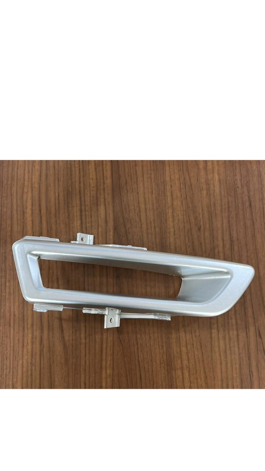 LR066139G - ÖN SİS FAR ÇERÇEVESİ SAĞ (DİSC.SPORT) - LIMA SPARE