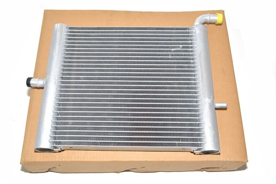 LR062670 - RADYATÖR/DAVLUMBAZ İÇİ (3.0 V6) - Land Rover