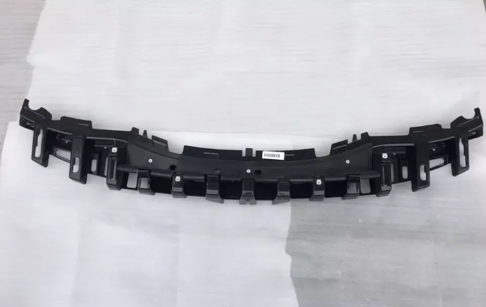 LR038730 - ÖN TAMPON İÇ BRAKET(3.0L V6) - Land Rover