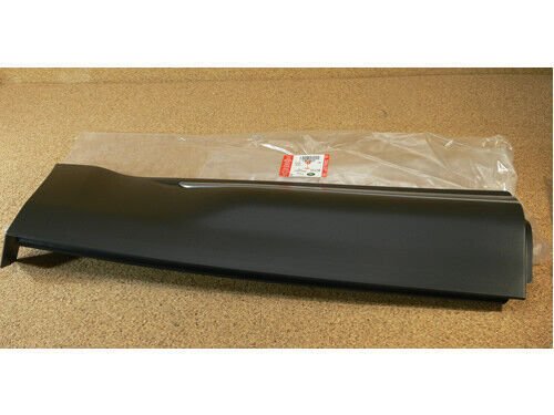 LR079522 - ARKA KAPI ALT BAKALİT SAĞ (EVOQUE) - Land Rover