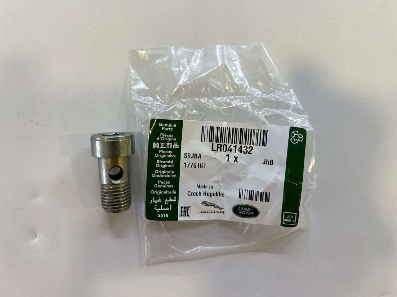 LR041432 - TURBO SU BORU CİVATASI 2.0L BNZ (EVOQUE/FREEL.2/VOGUE/SPORT) - Land Rover