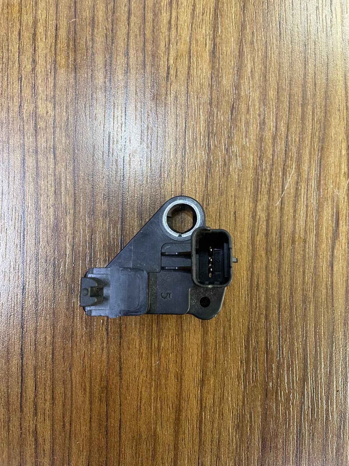 LR056028G - KRANK SENSÖRÜ BH/EH (2.2) - Bosch