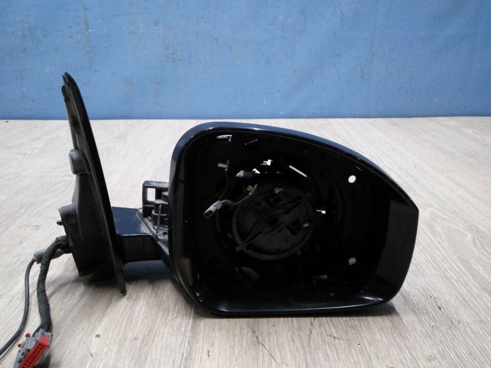 LR070555 - DIŞ AYNA SAĞ (3.0L V6) - Land Rover