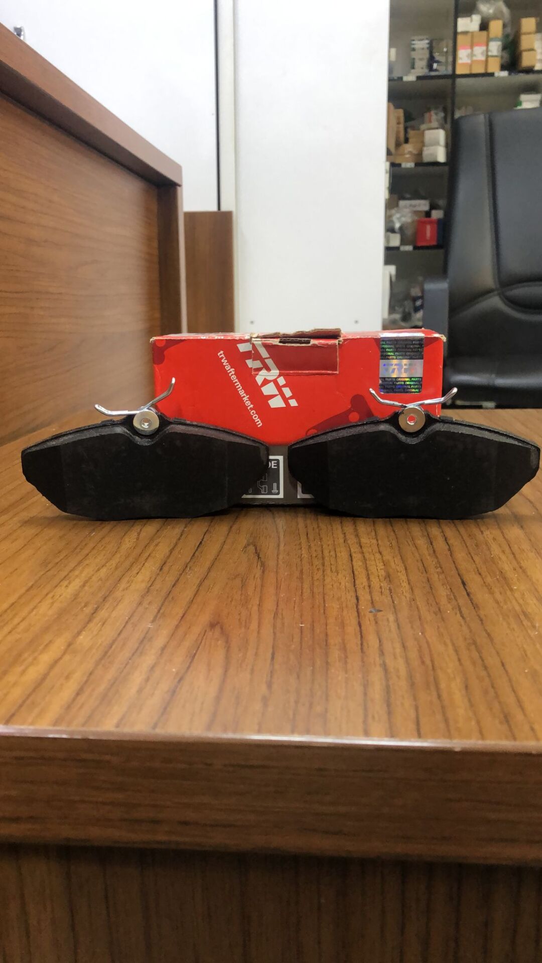 C2C40194 - ARKA FREN BALATASI (S-TYPE/XJ) - Trw