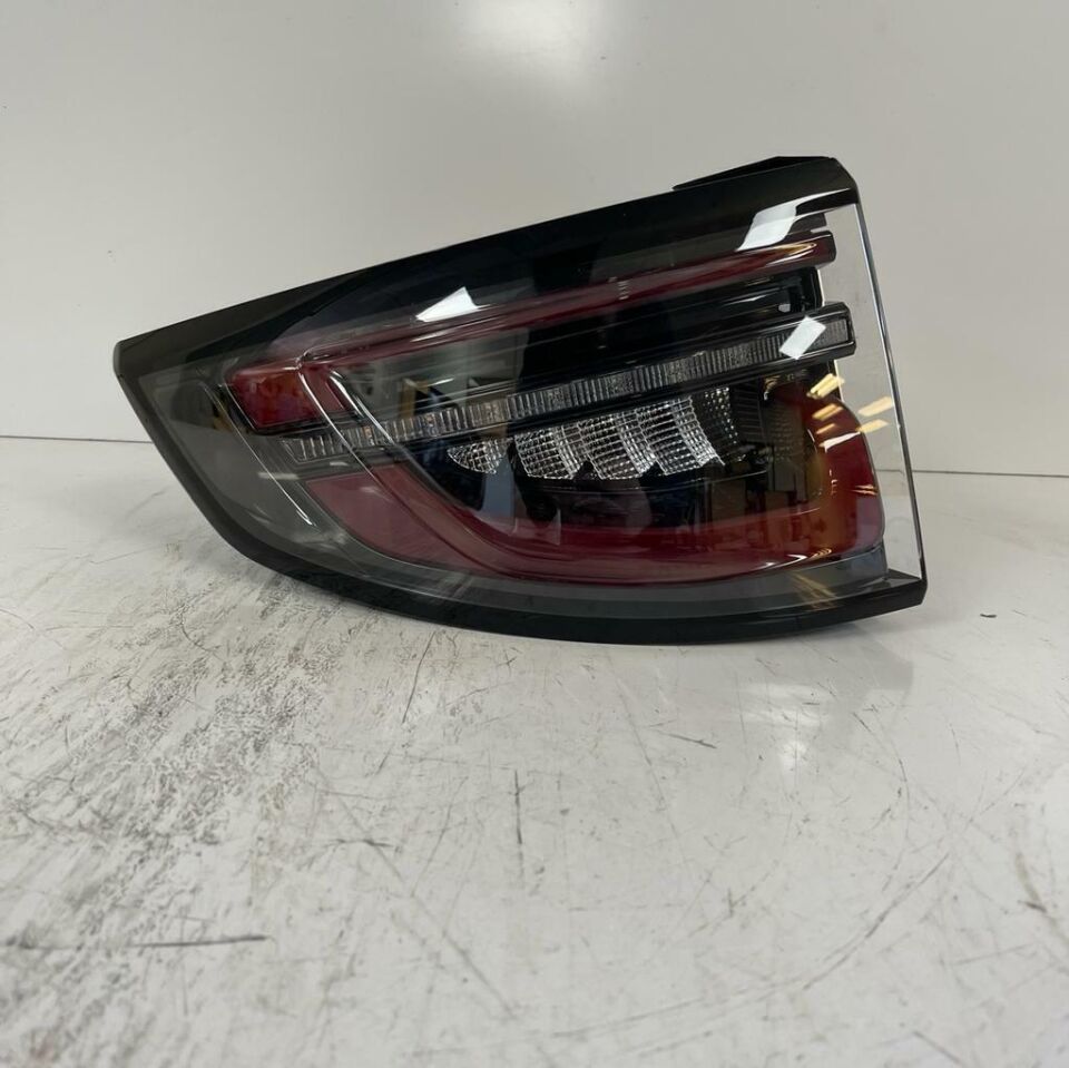 LR164044 - ARKA STOP DIŞ SOL (DİSCO SPORT) - Land Rover