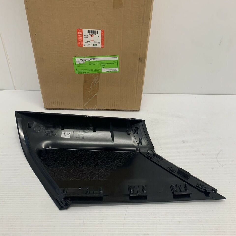 LR048706 - ARKA KÖŞE KAPLAMA SOL (EVOQUE) - Land Rover