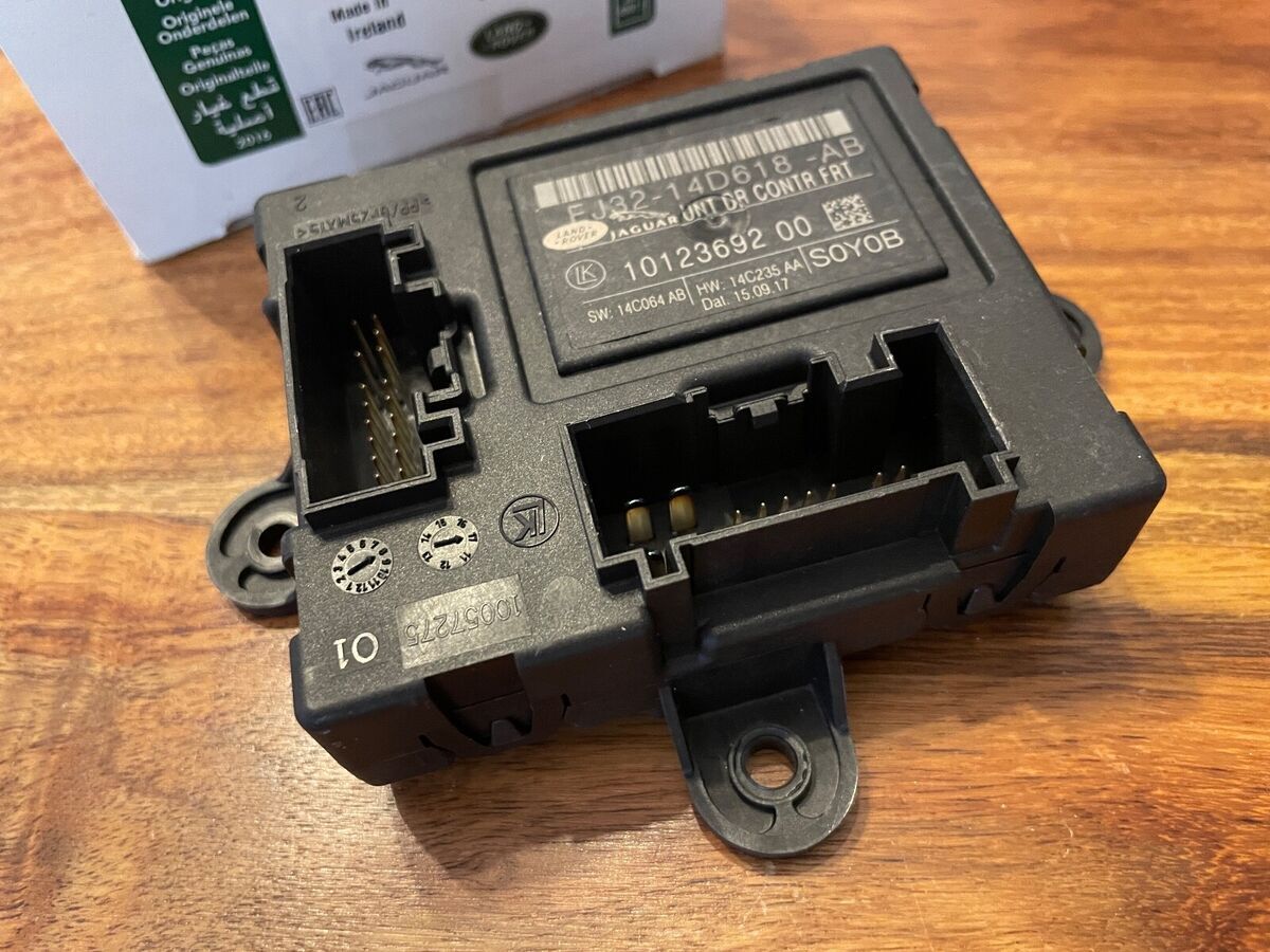 LR079247 - ÖN KAPI BEYNİ SOL (EVOQUE ) - Land Rover