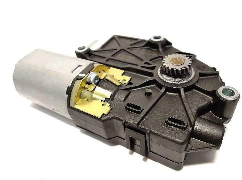 LR064633 - SUNROOF MOTORU (DİSCOVERY SPORT/EVOQUE) - Land Rover